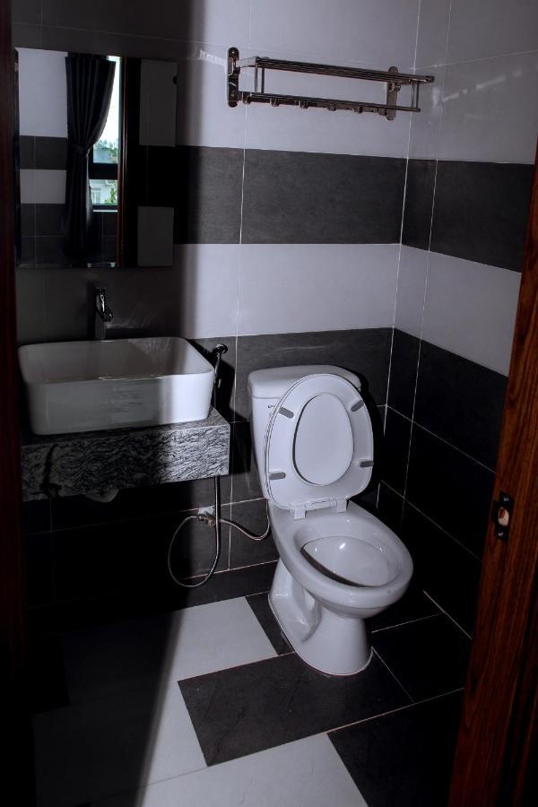 Truong Phuc Vinh Hotel Phan Thiết Buitenkant foto